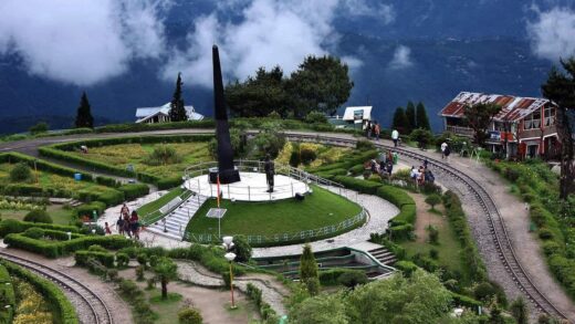 best time to visit Darjeeling